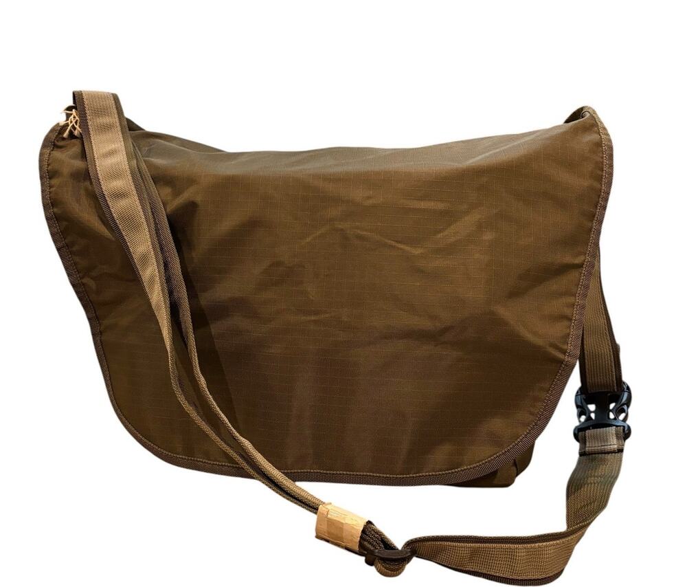 Vintage Y2K Gap 2002 Olive Green Nylon Multi-Pocket Messenger Bag NEW WITH TAGS